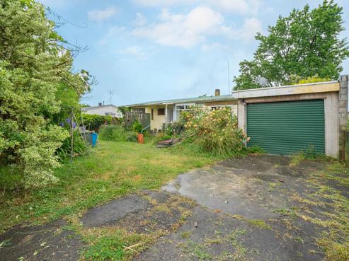 21 Rawlings Street, Bader