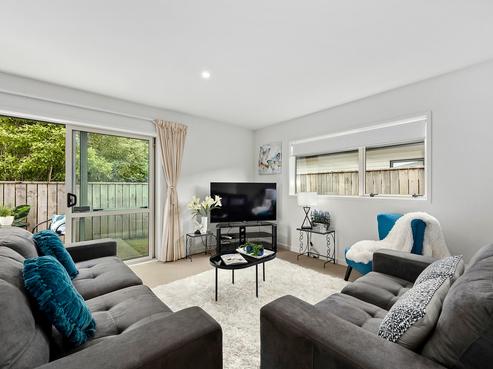 6 Quartz Place, Brown Owl