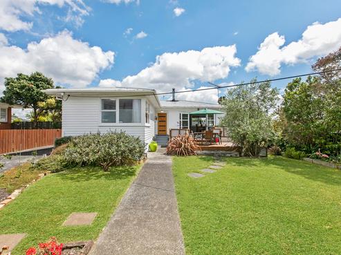 10 Eskdale Road, Birkdale