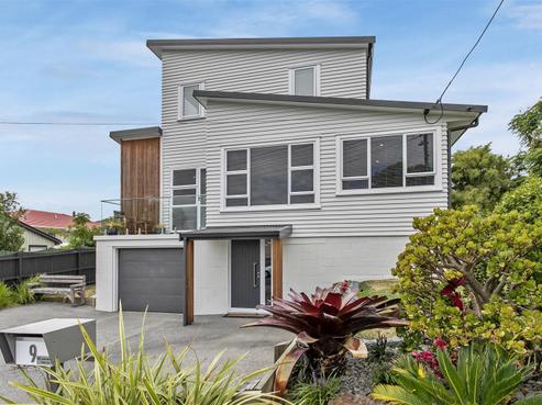 9 Folkestone Street, Murrays Bay
