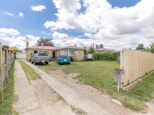 6 Masefield Drive, Enderley
