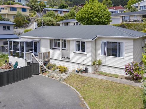 8 Paremata Street, Atawhai