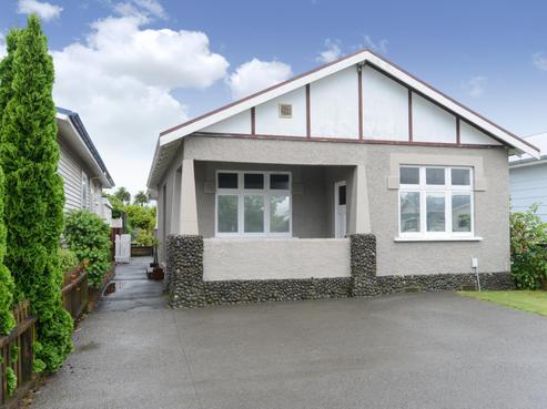 93 Vigor Brown Street, Napier South
