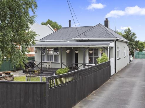 84 Main North Road, Woodend