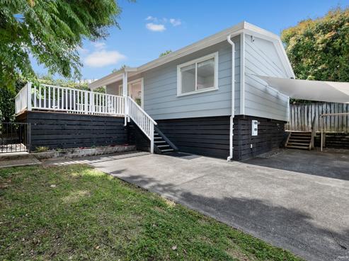 17A Highland Avenue, Titirangi