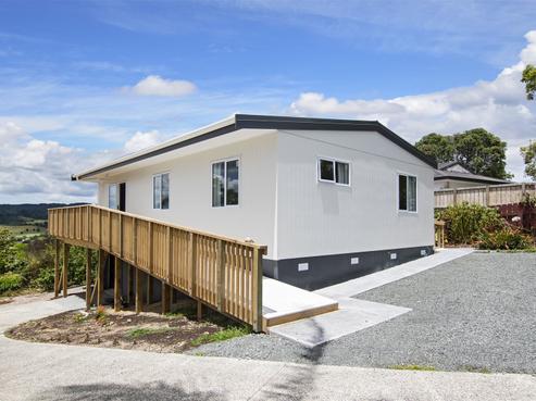 3 Boundary Road, Hikurangi