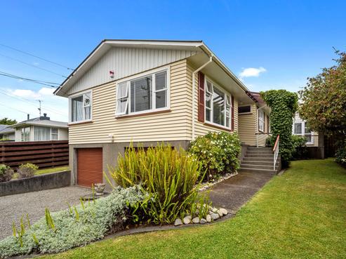 146 Taita Drive, Avalon