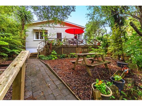 2/6 Vonnell Place, Birkdale