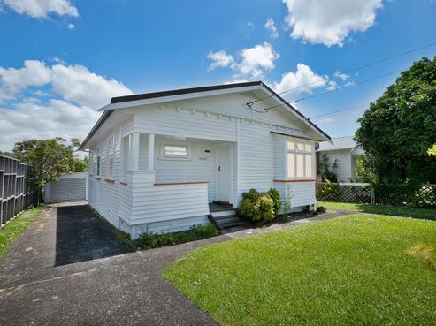 61 Walker Road, Point Chevalier