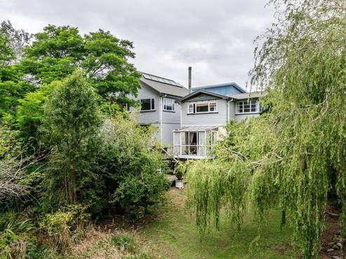 9 Monks Parade, The Pines Beach