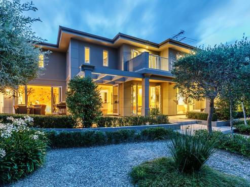 7 English Oak Drive, Schnapper Rock
