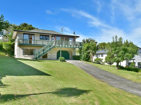 7 Kenneth Hopper Place, Manly