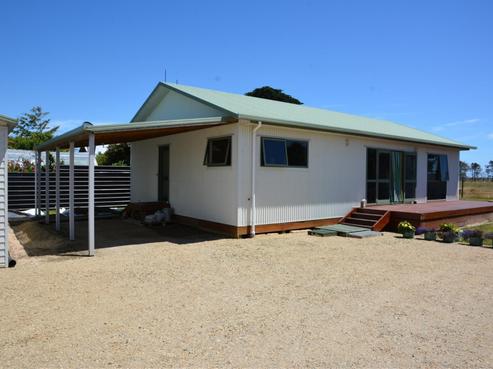 5 Hunter Street, Karamea