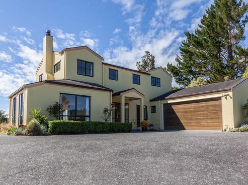 12 Governors Heights, Whangamata