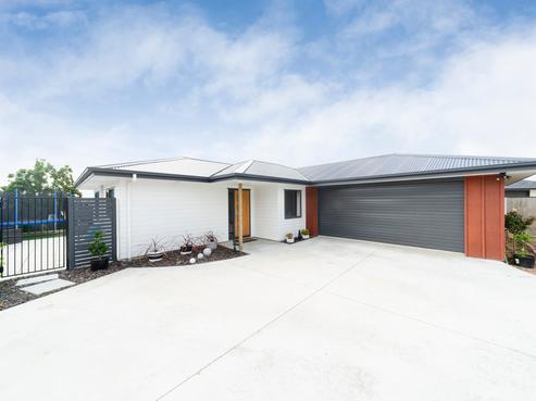 13 Wescombe Grove, Feilding