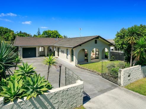 33 Danbury Drive, Torbay
