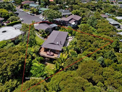 39 Glen Vista Place, Bayview