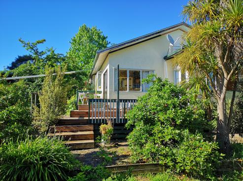 391 Kaipara Coast Highway, Helensville