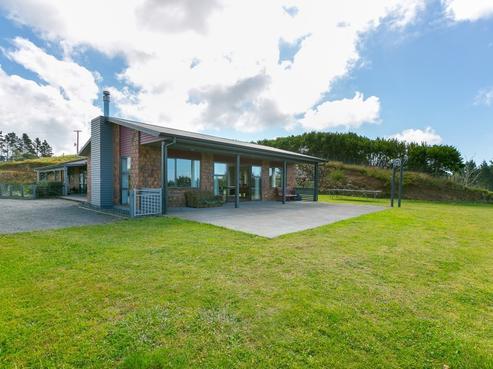 489 Barrett Road, Omata