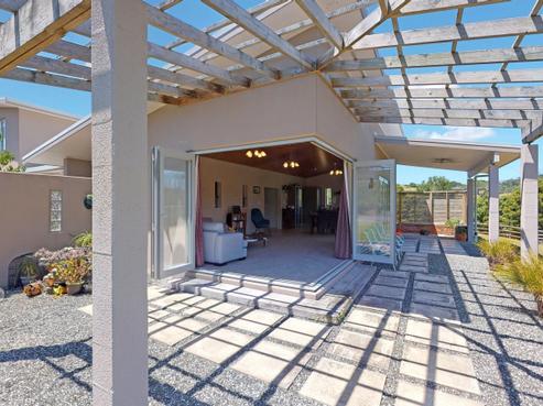 299 Falls Road, Warkworth