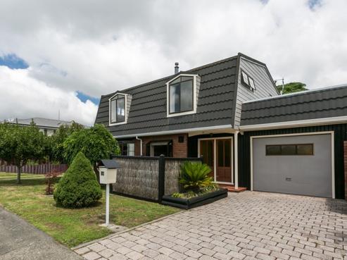 19 Carl Avenue, Havelock North