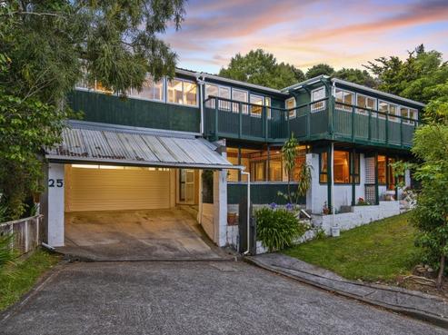 25 Rintoul Grove, Stokes Valley