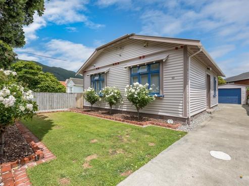 6 Malone Road, Waterloo