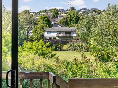 66B Trias Road, Totara Vale