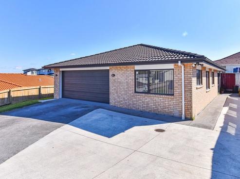 88 Robert Skelton Place, Clendon Park