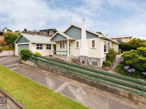 14 Halcombe Road, Feilding
