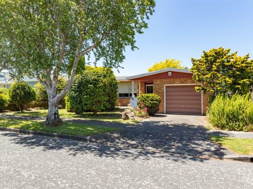 7 Airdrie Avenue, Epuni