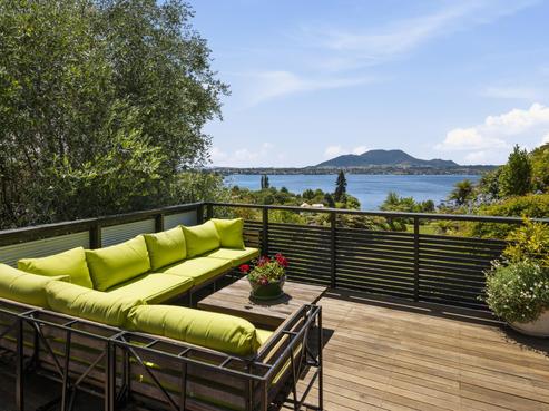 13 Sylvia Place, Acacia Bay