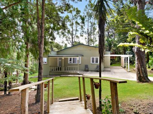 27 Victory Road, Laingholm