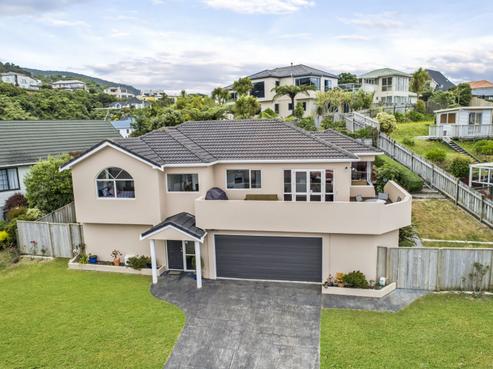 66 Redvers Drive, Belmont