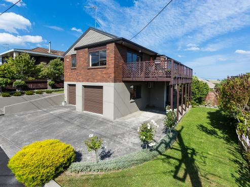 16 Albion Street, Shiel Hill