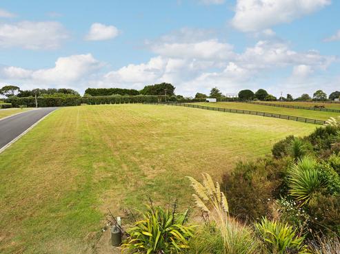 21 Seagrove Road, Waiau Pa
