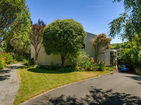 21 Timaru Grove, Kelson