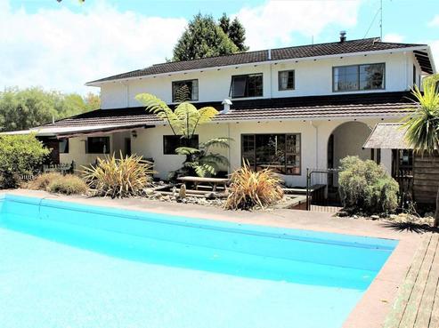 30 Park Avenue, Takaka