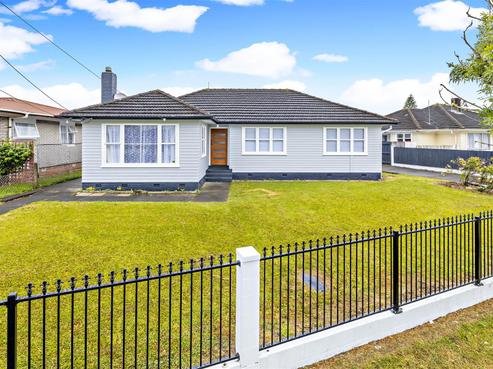 24 Tyrone Street, Otara