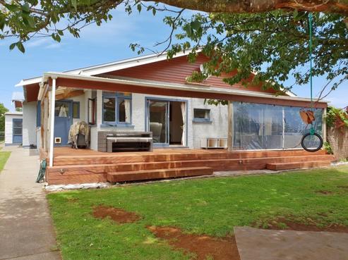 174 Maata Road, Eltham