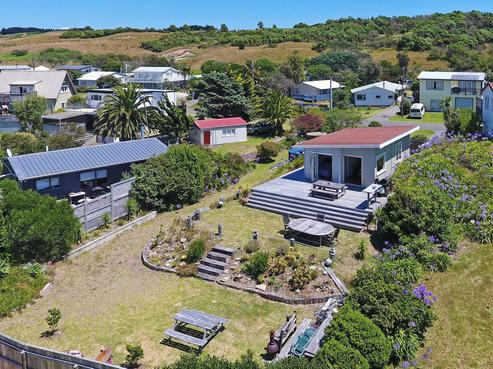 53 Pinedale Crescent, Riversdale Beach