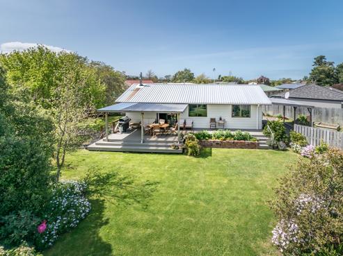 19B Bank Street, Amberley