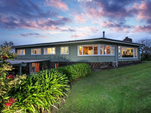 202 Scenic Drive, Titirangi