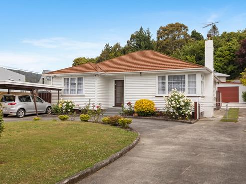 18 Stokes Valley Road, Stokes Valley
