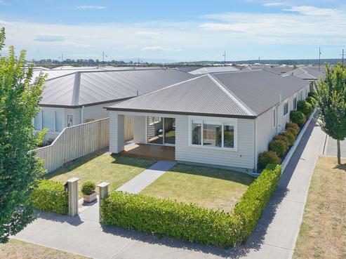 2 Pounamu Place, Pegasus