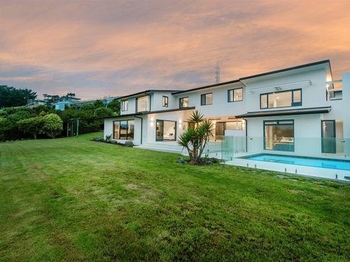 4 Signal Hill Road, Mount Pleasant