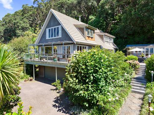 19 West End Road, Ohope