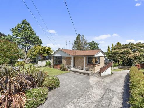 5 Tomin Road, Glenview