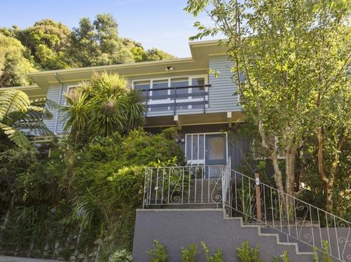 12 Chanel Grove, Waterloo