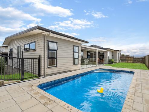 21 Mahutonga Avenue, Beachlands